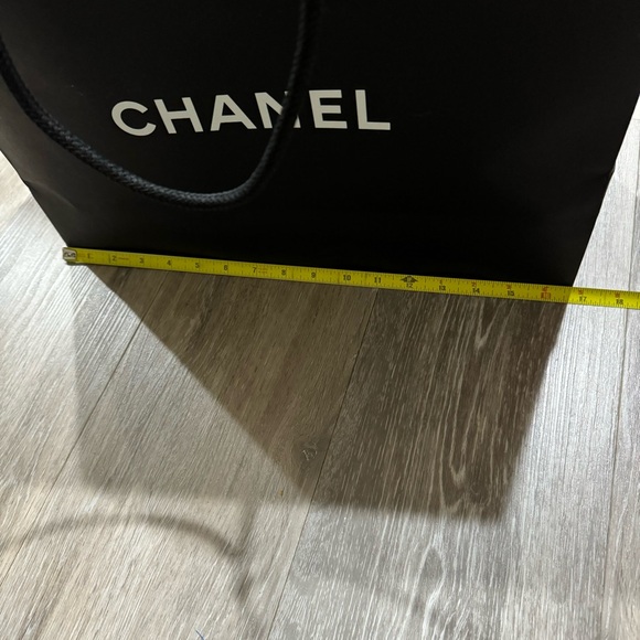 CHANEL Authentic Paper Shopping Gift Bag - Picture 2 of 3
